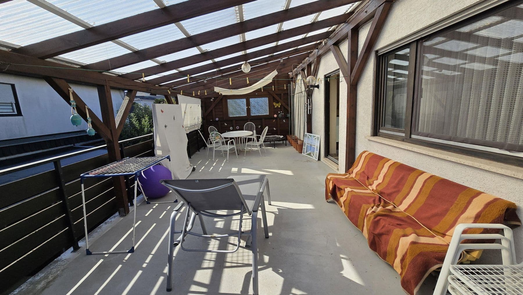Predaj domu 230 m², pozemok 973 m², Dellfeld, Porýnie-Falcko Predaj domu 230 m², pozemok 973 m², Dellfeld, Porýnie-Falcko
