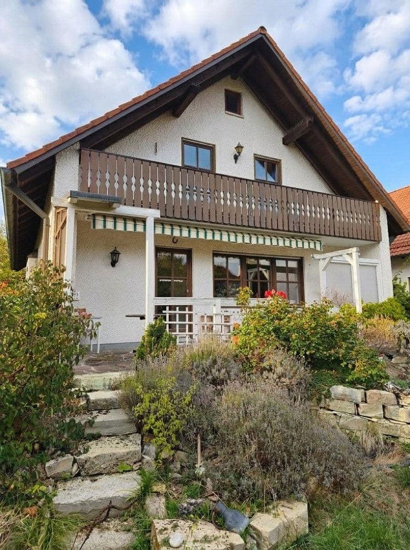 Predaj domu 175 m², pozemok 668 m², Lindenmahdstraße 20, Stadtbergen, Bavorsko Predaj domu 175 m², pozemok 668 m², Lindenmahdstraße 20, Stadtbergen, Bavorsko