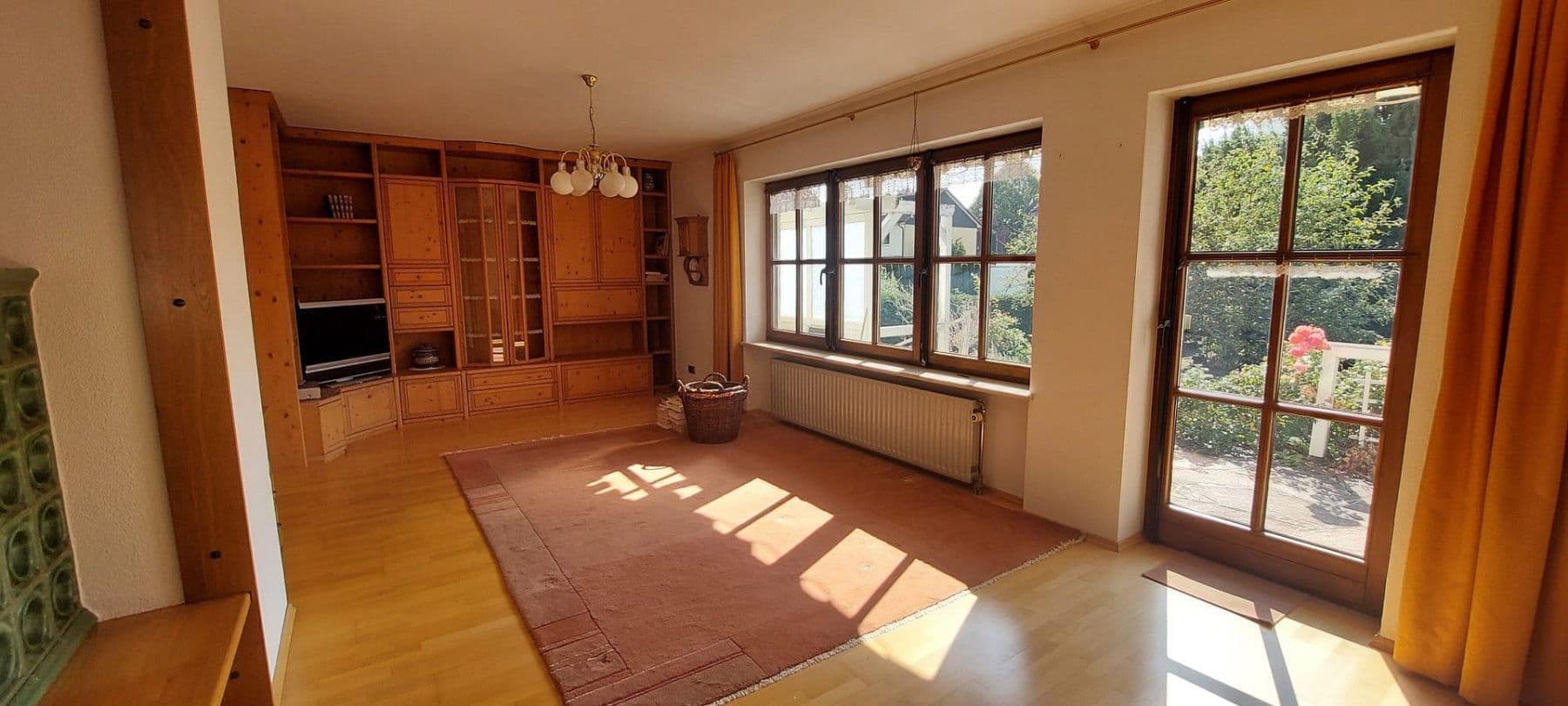 Predaj domu 175 m², pozemok 668 m², Lindenmahdstraße 20, Stadtbergen, Bavorsko Predaj domu 175 m², pozemok 668 m², Lindenmahdstraße 20, Stadtbergen, Bavorsko