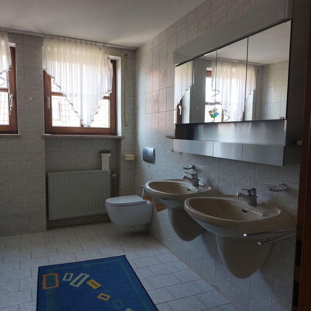 Predaj domu 175 m², pozemok 668 m², Lindenmahdstraße 20, Stadtbergen, Bavorsko Predaj domu 175 m², pozemok 668 m², Lindenmahdstraße 20, Stadtbergen, Bavorsko
