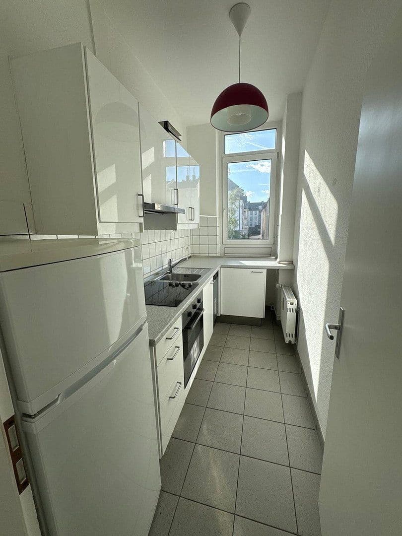 Prenájom bytu 3-izbový 63 m², Frankfurt, Hesensko Prenájom bytu 3-izbový 63 m², Frankfurt, Hesensko