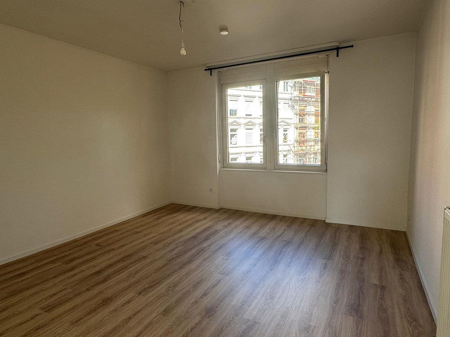 Prenájom bytu 3-izbový 63 m², Frankfurt, Hesensko Prenájom bytu 3-izbový 63 m², Frankfurt, Hesensko