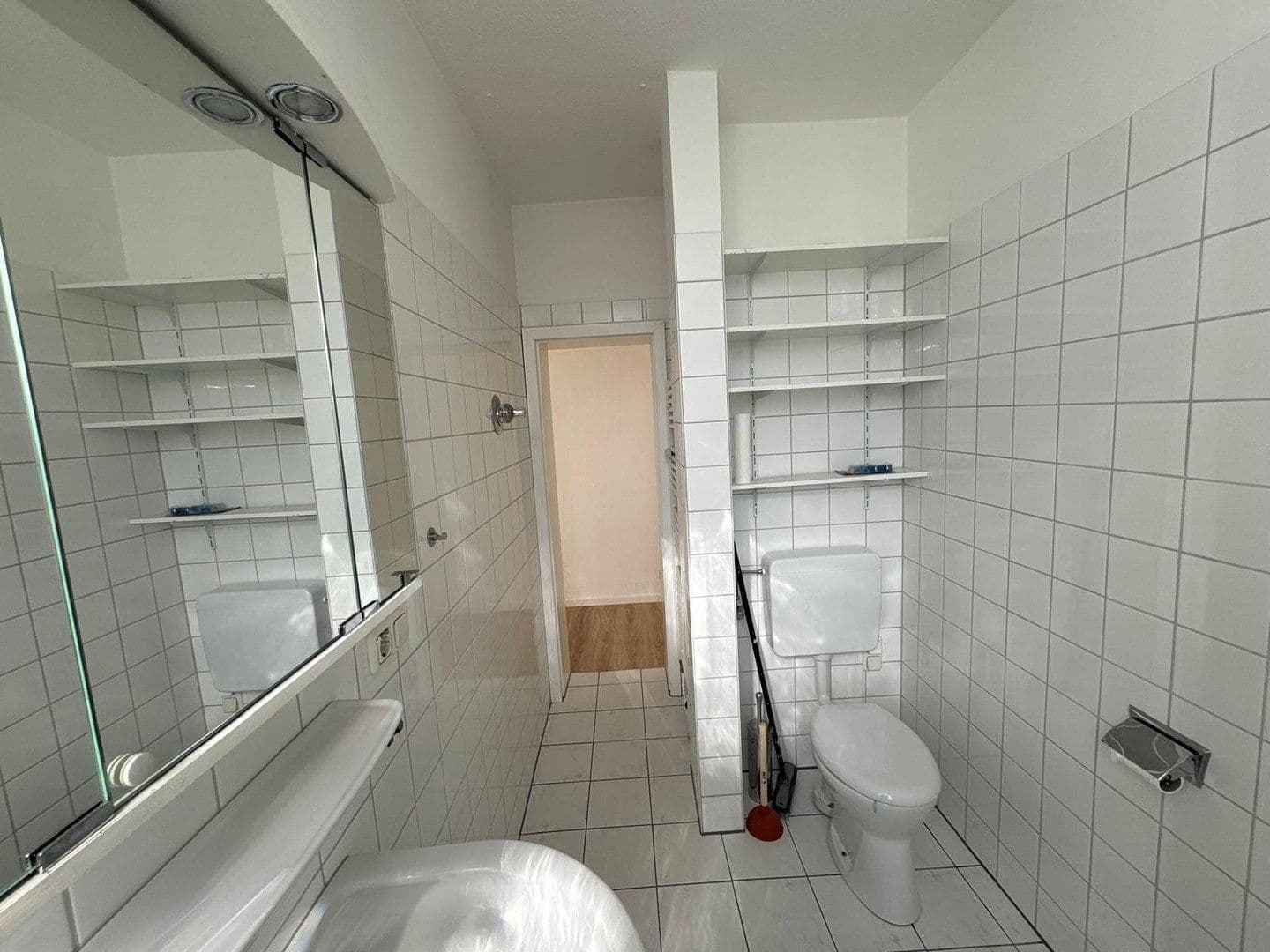 Prenájom bytu 3-izbový 63 m², Frankfurt, Hesensko Prenájom bytu 3-izbový 63 m², Frankfurt, Hesensko
