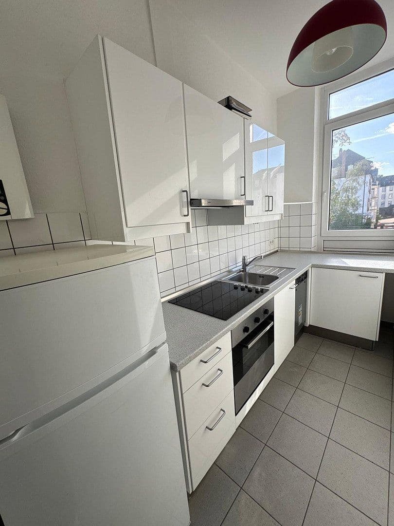 Prenájom bytu 3-izbový 63 m², Frankfurt, Hesensko Prenájom bytu 3-izbový 63 m², Frankfurt, Hesensko