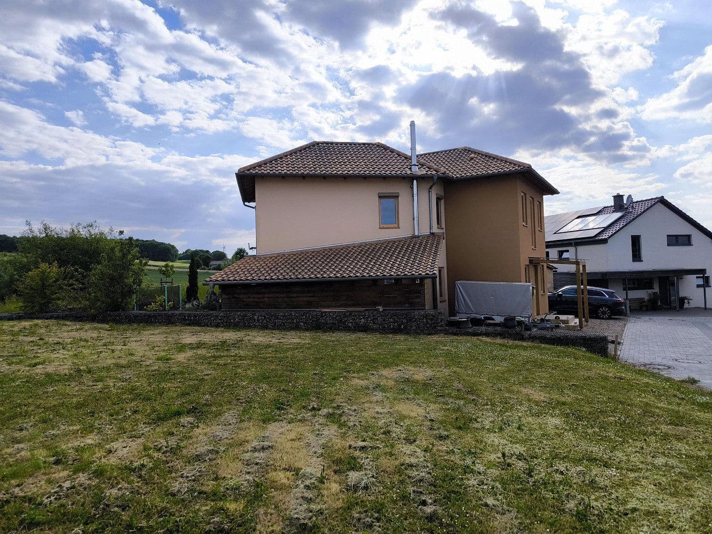 Predaj domu 178 m², pozemok 568 m², Gansstücke 6, Kriegsfeld, Porýnie-Falcko Predaj domu 178 m², pozemok 568 m², Gansstücke 6, Kriegsfeld, Porýnie-Falcko