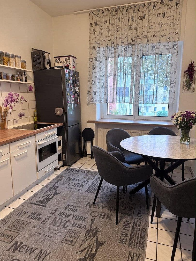 Prenájom bytu 3-izbový 75 m², Vinckestr 21, Hagen, Severné Porýnie - Westfálsko Prenájom bytu 3-izbový 75 m², Vinckestr 21, Hagen, Severné Porýnie - Westfálsko