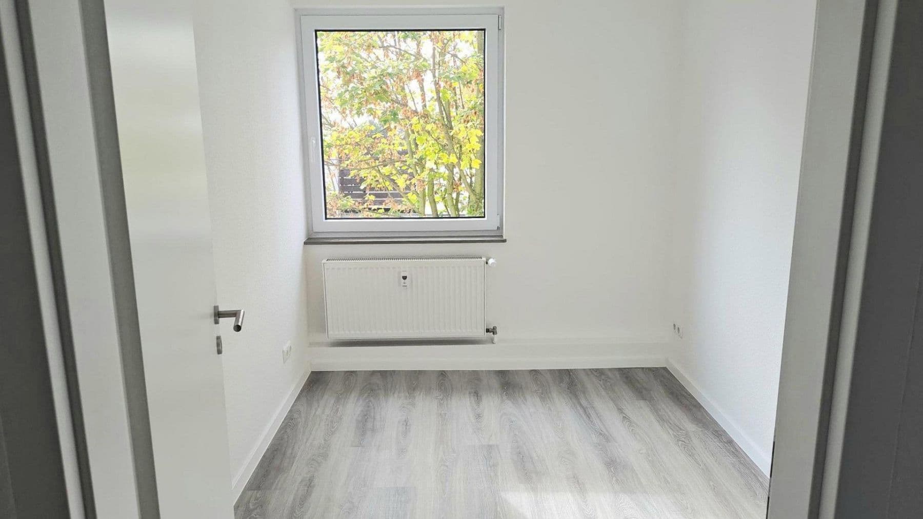 Prenájom bytu 4-izbový 97 m², Schöningen, Dolné Sasko Prenájom bytu 4-izbový 97 m², Schöningen, Dolné Sasko