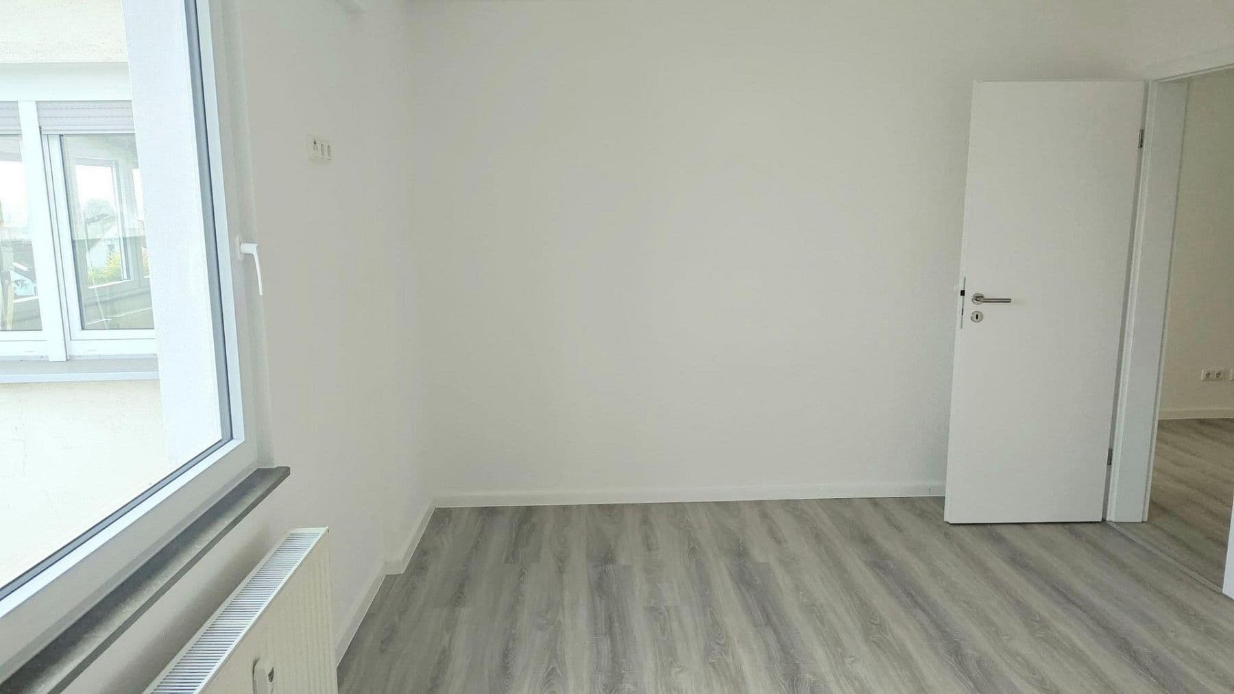 Prenájom bytu 4-izbový 97 m², Schöningen, Dolné Sasko Prenájom bytu 4-izbový 97 m², Schöningen, Dolné Sasko