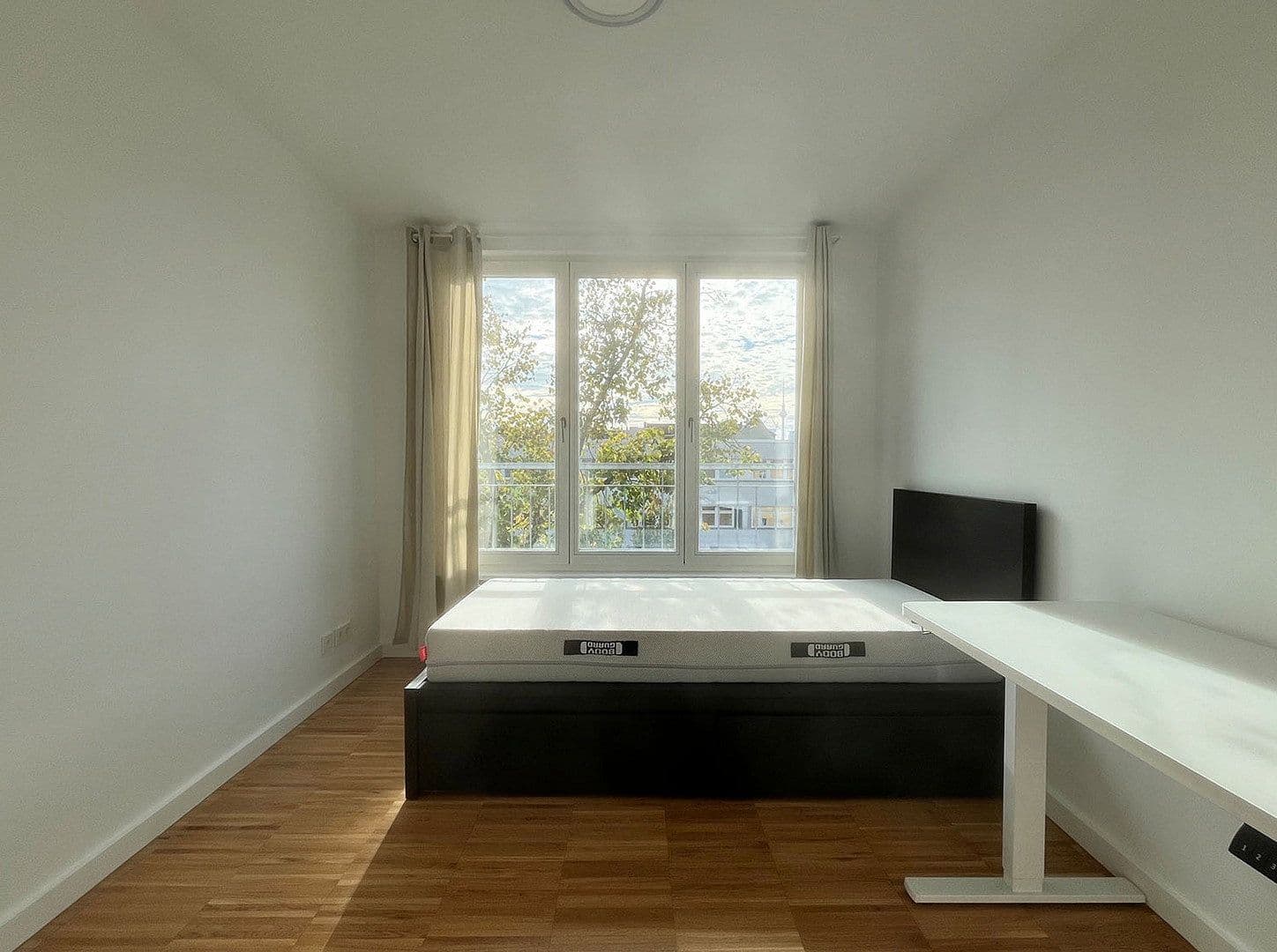 Predaj bytu 3-izbový 75 m², John-Schehr-Straße 39, Berlin, Berlín Predaj bytu 3-izbový 75 m², John-Schehr-Straße 39, Berlin, Berlín