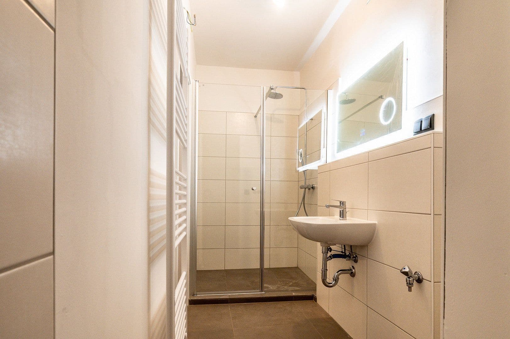 Prenájom bytu 3-izbový 80 m², Roeseplatz 1, Eisenach, Durínsko Prenájom bytu 3-izbový 80 m², Roeseplatz 1, Eisenach, Durínsko