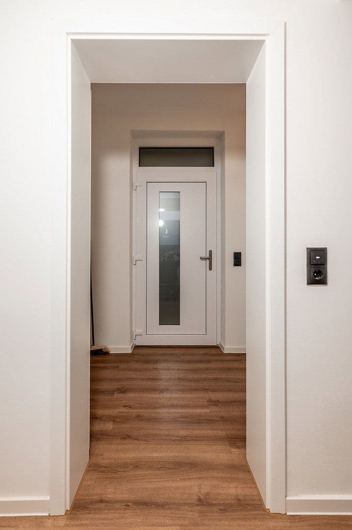 Prenájom bytu 3-izbový 80 m², Roeseplatz 1, Eisenach, Durínsko Prenájom bytu 3-izbový 80 m², Roeseplatz 1, Eisenach, Durínsko