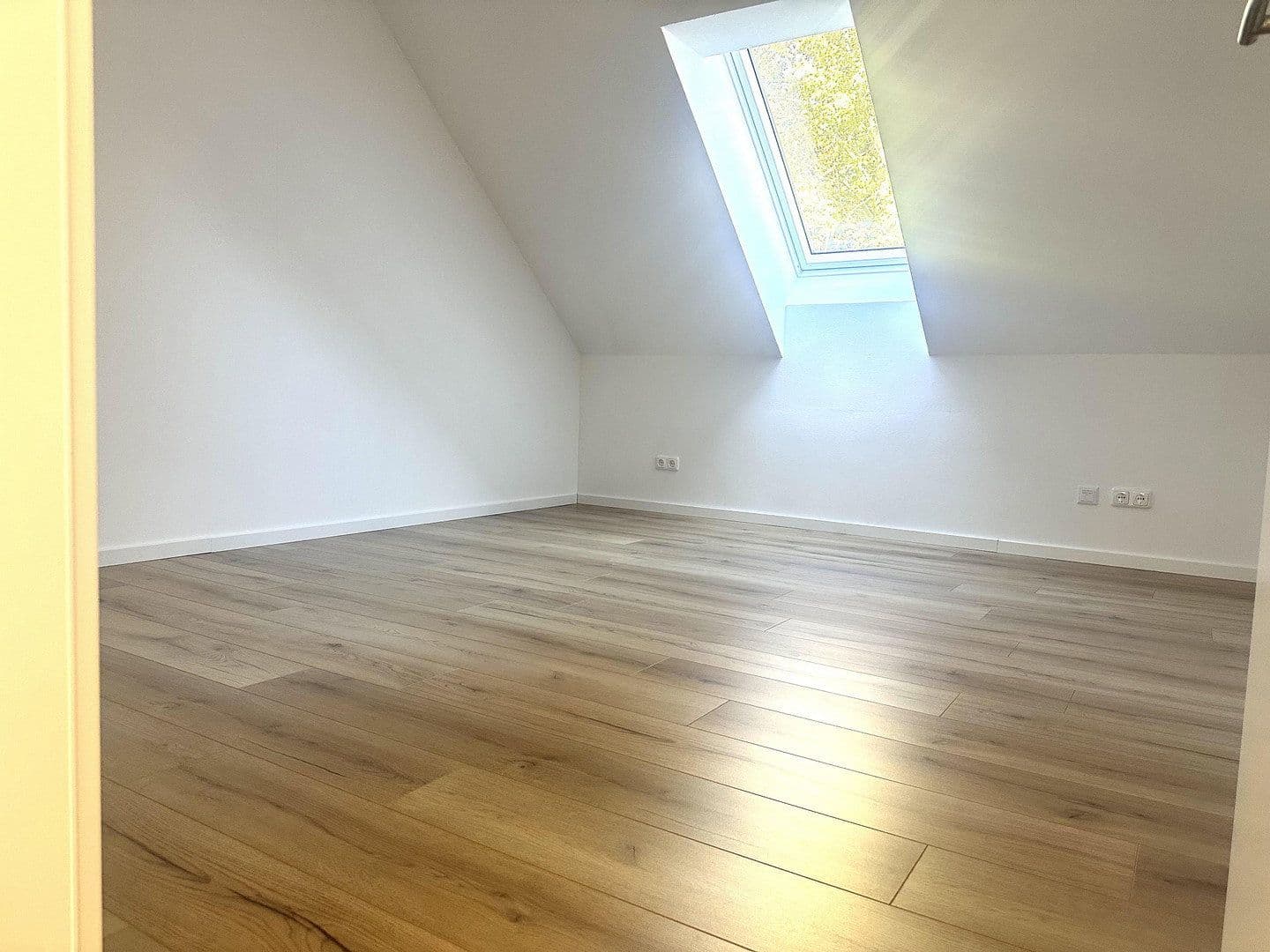 Predaj domu 125 m², pozemok 330 m², Bleckede, Dolné Sasko Predaj domu 125 m², pozemok 330 m², Bleckede, Dolné Sasko