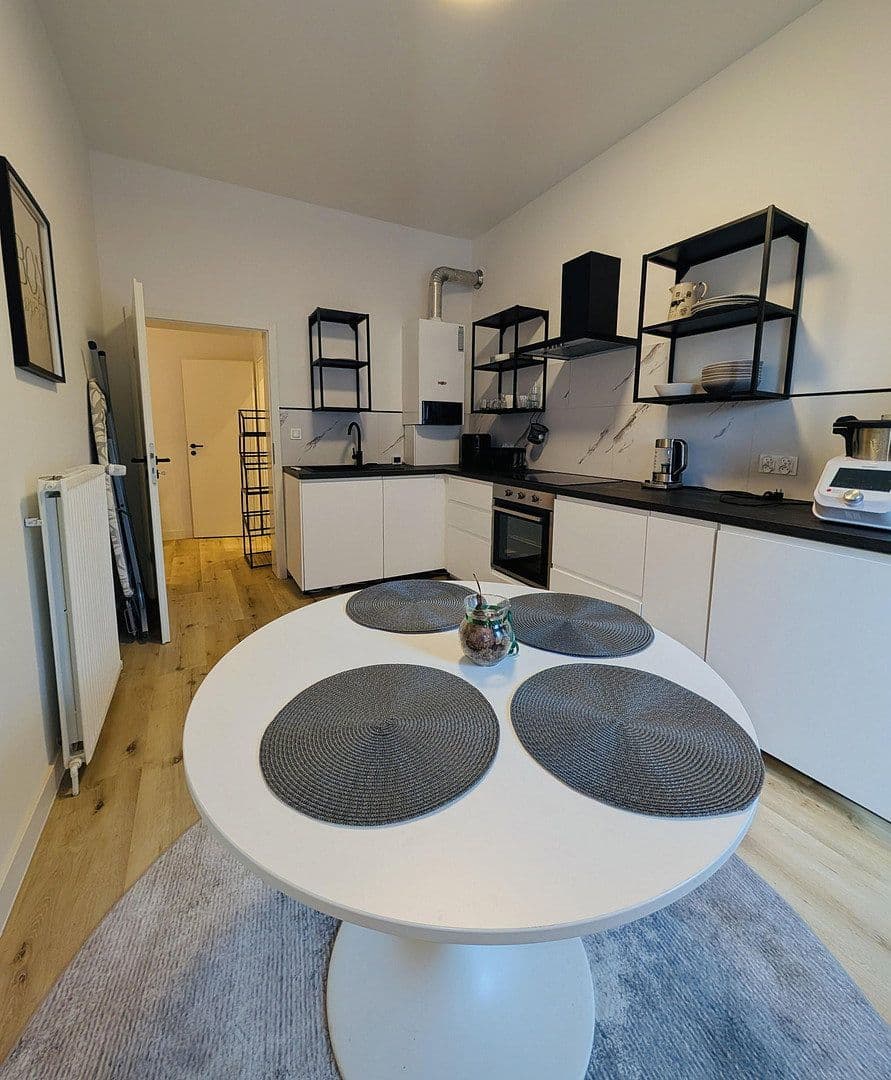 Prenájom bytu 2-izbový 41 m², Friederikastraße, Bochum, Severné Porýnie - Westfálsko Prenájom bytu 2-izbový 41 m², Friederikastraße, Bochum, Severné Porýnie - Westfálsko
