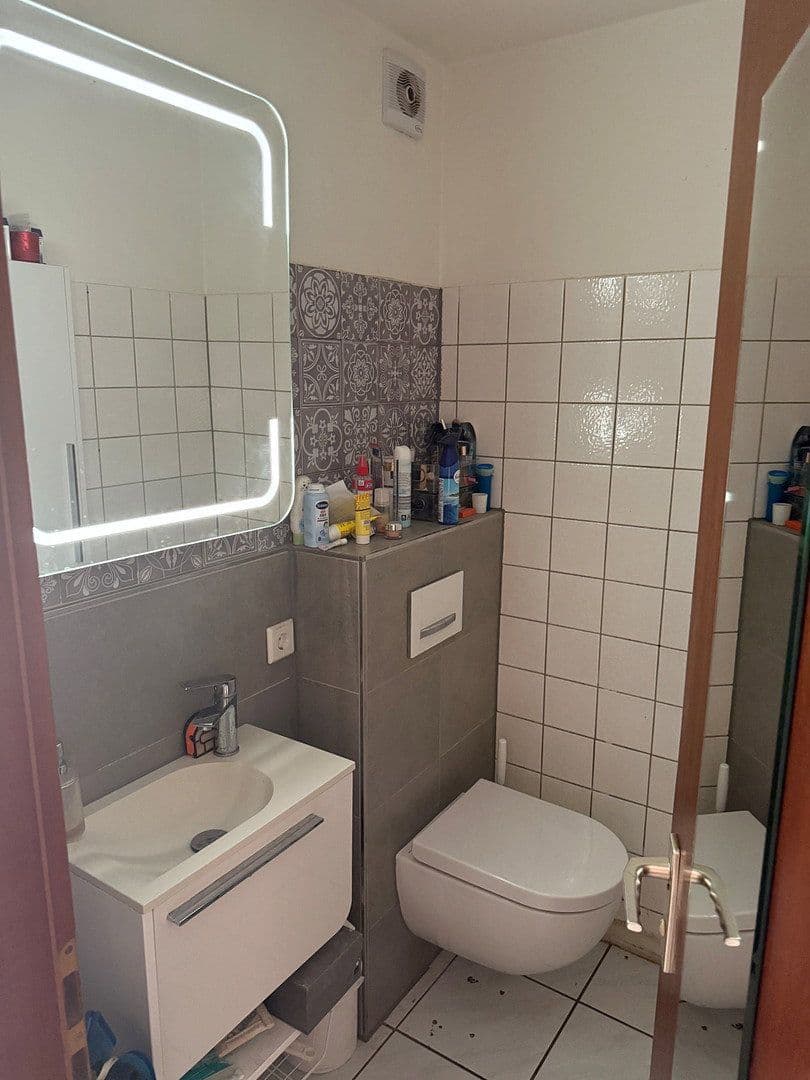Predaj bytu 3-izbový 93 m², Karlsruhe, Bádensko-Wurttembersko Predaj bytu 3-izbový 93 m², Karlsruhe, Bádensko-Wurttembersko
