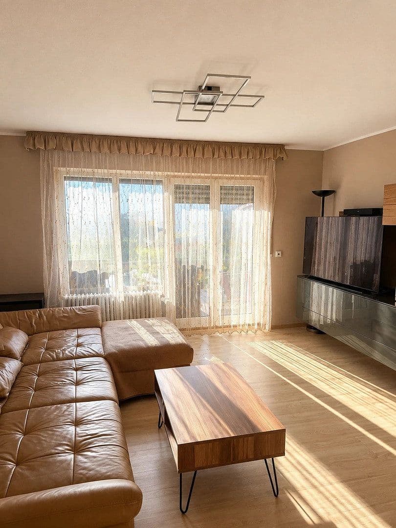 Predaj bytu 3-izbový 93 m², Karlsruhe, Bádensko-Wurttembersko Predaj bytu 3-izbový 93 m², Karlsruhe, Bádensko-Wurttembersko