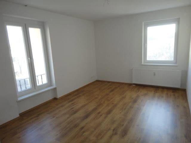 Prenájom bytu 4-izbový 98 m², Magdeburg, Sasko-Anhaltsko Prenájom bytu 4-izbový 98 m², Magdeburg, Sasko-Anhaltsko
