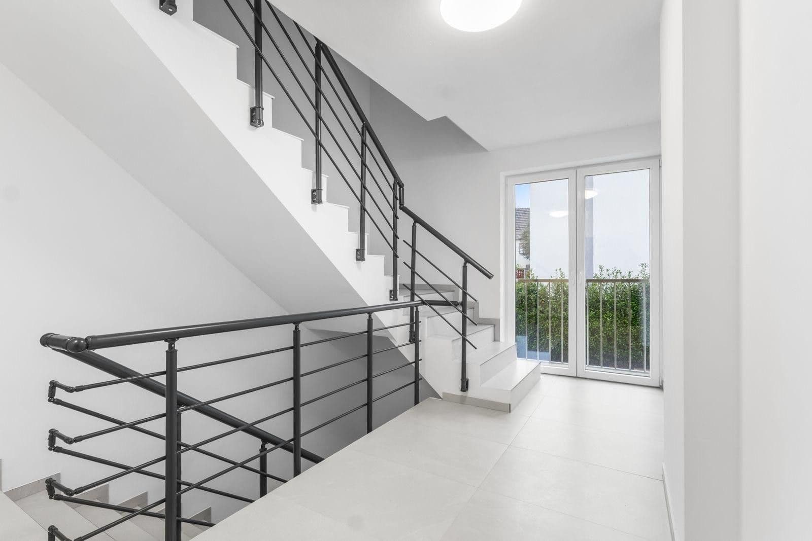 Prenájom bytu 2-izbový 65 m², Attendorn, Severné Porýnie - Westfálsko Prenájom bytu 2-izbový 65 m², Attendorn, Severné Porýnie - Westfálsko