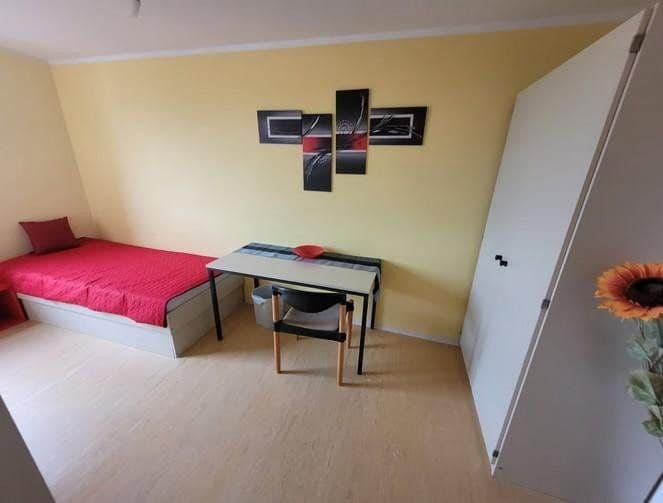 Prenájom bytu 1-izbový 24 m², Rennesstr. 41, Erlangen, Bavorsko Prenájom bytu 1-izbový 24 m², Rennesstr. 41, Erlangen, Bavorsko