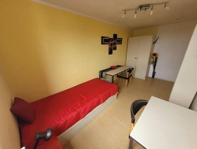 Prenájom bytu 1-izbový 24 m², Rennesstr. 41, Erlangen, Bavorsko Prenájom bytu 1-izbový 24 m², Rennesstr. 41, Erlangen, Bavorsko