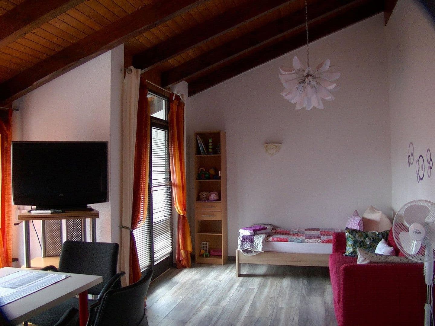 Predaj domu 210 m², pozemok 995 m², Deutsch Evern, Dolné Sasko Predaj domu 210 m², pozemok 995 m², Deutsch Evern, Dolné Sasko