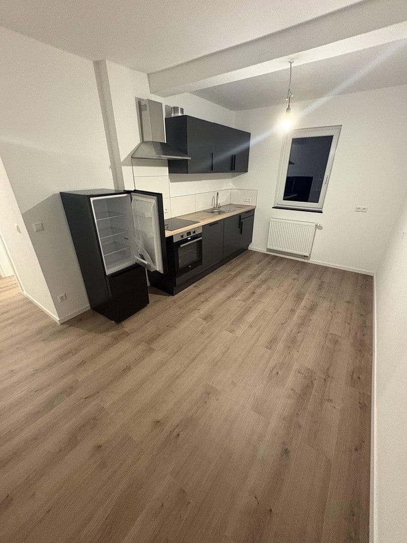 Prenájom bytu 2-izbový 54 m², Tuttlingen, Bádensko-Wurttembersko Prenájom bytu 2-izbový 54 m², Tuttlingen, Bádensko-Wurttembersko