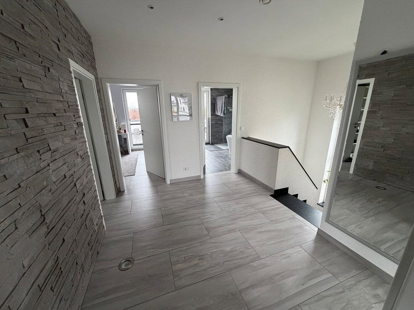 Predaj domu 175 m², pozemok 485 m², Rostocker Str. 18, Vellmar, Hesensko Predaj domu 175 m², pozemok 485 m², Rostocker Str. 18, Vellmar, Hesensko