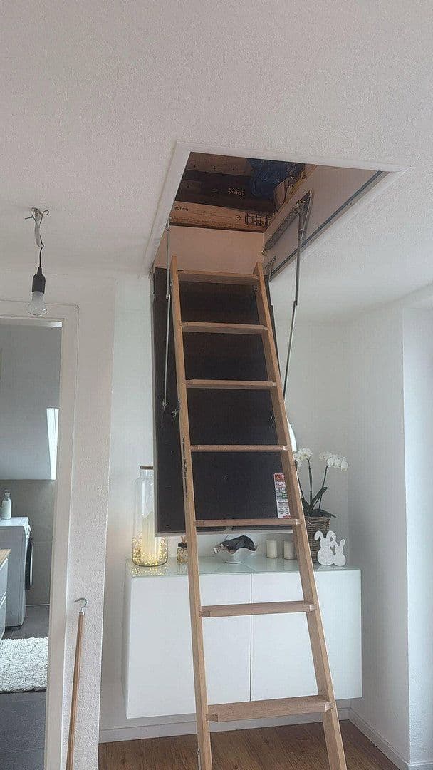 Prenájom bytu 2-izbový 65 m², Leinstr. 10, Korntal-Münchingen, Bádensko-Wurttembersko Prenájom bytu 2-izbový 65 m², Leinstr. 10, Korntal-Münchingen, Bádensko-Wurttembersko