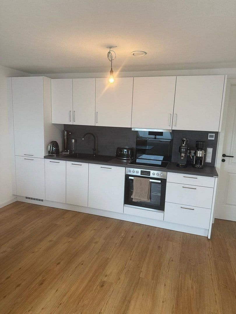 Prenájom bytu 2-izbový 65 m², Leinstr. 10, Korntal-Münchingen, Bádensko-Wurttembersko Prenájom bytu 2-izbový 65 m², Leinstr. 10, Korntal-Münchingen, Bádensko-Wurttembersko