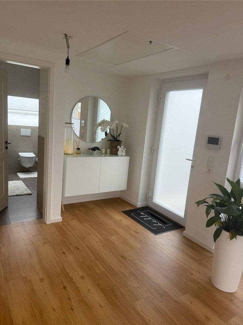 Prenájom bytu 2-izbový 65 m², Leinstr. 10, Korntal-Münchingen, Bádensko-Wurttembersko Prenájom bytu 2-izbový 65 m², Leinstr. 10, Korntal-Münchingen, Bádensko-Wurttembersko