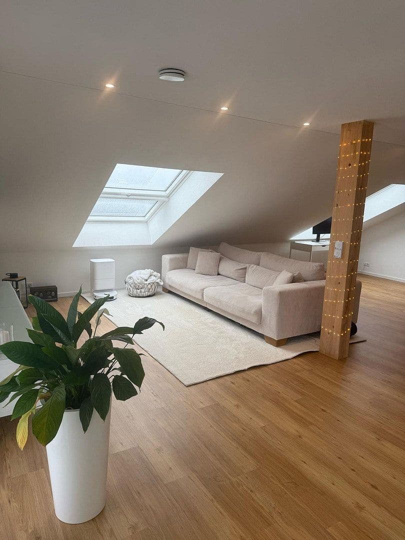 Prenájom bytu 2-izbový 65 m², Leinstr. 10, Korntal-Münchingen, Bádensko-Wurttembersko Prenájom bytu 2-izbový 65 m², Leinstr. 10, Korntal-Münchingen, Bádensko-Wurttembersko