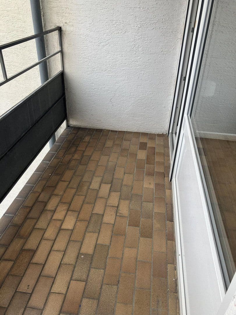 Prenájom bytu 1-izbový 24 m², Mannheim, Bádensko-Wurttembersko Prenájom bytu 1-izbový 24 m², Mannheim, Bádensko-Wurttembersko