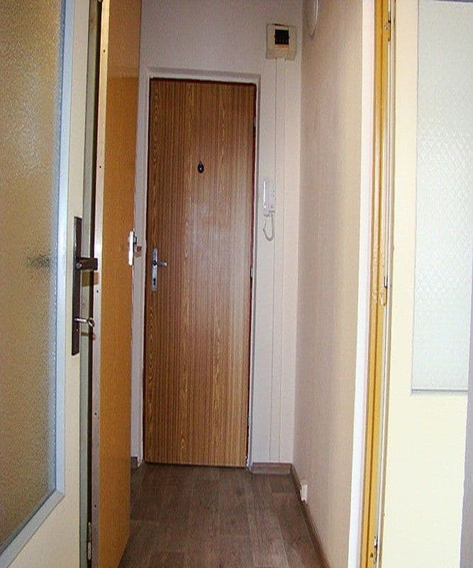 Prenájom bytu 1-izbový 42 m², Husova, Chrudim, Pardubický kraj Prenájom bytu 1-izbový 42 m², Husova, Chrudim, Pardubický kraj