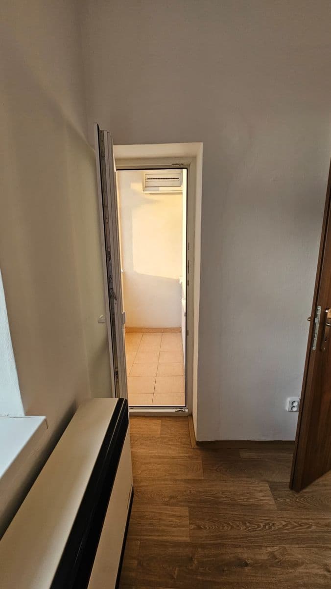 Prenájom bytu 2-izbový 40 m², Spáčilova, Brno, Jihomoravský kraj Prenájom bytu 2-izbový 40 m², Spáčilova, Brno, Jihomoravský kraj