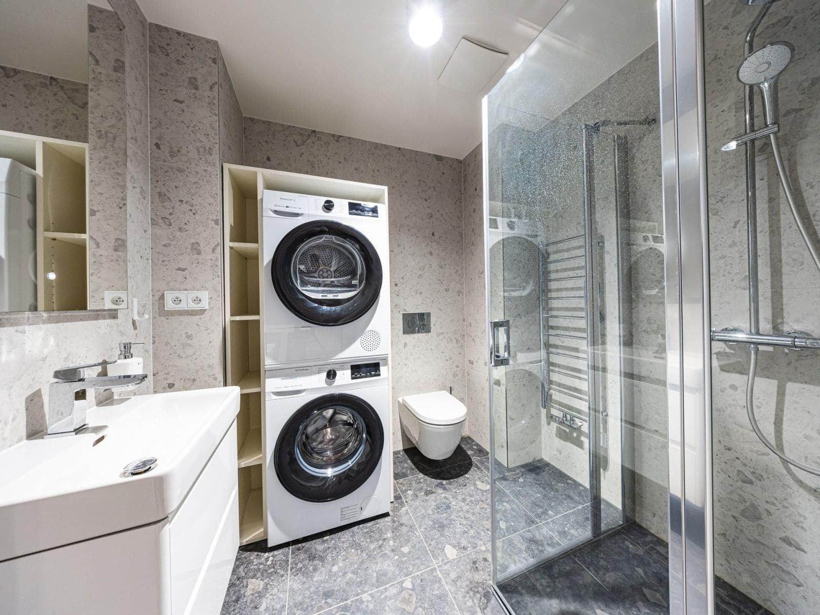 Prenájom bytu 1-izbový 28 m², Sázavská, Praha, Praha Prenájom bytu 1-izbový 28 m², Sázavská, Praha, Praha