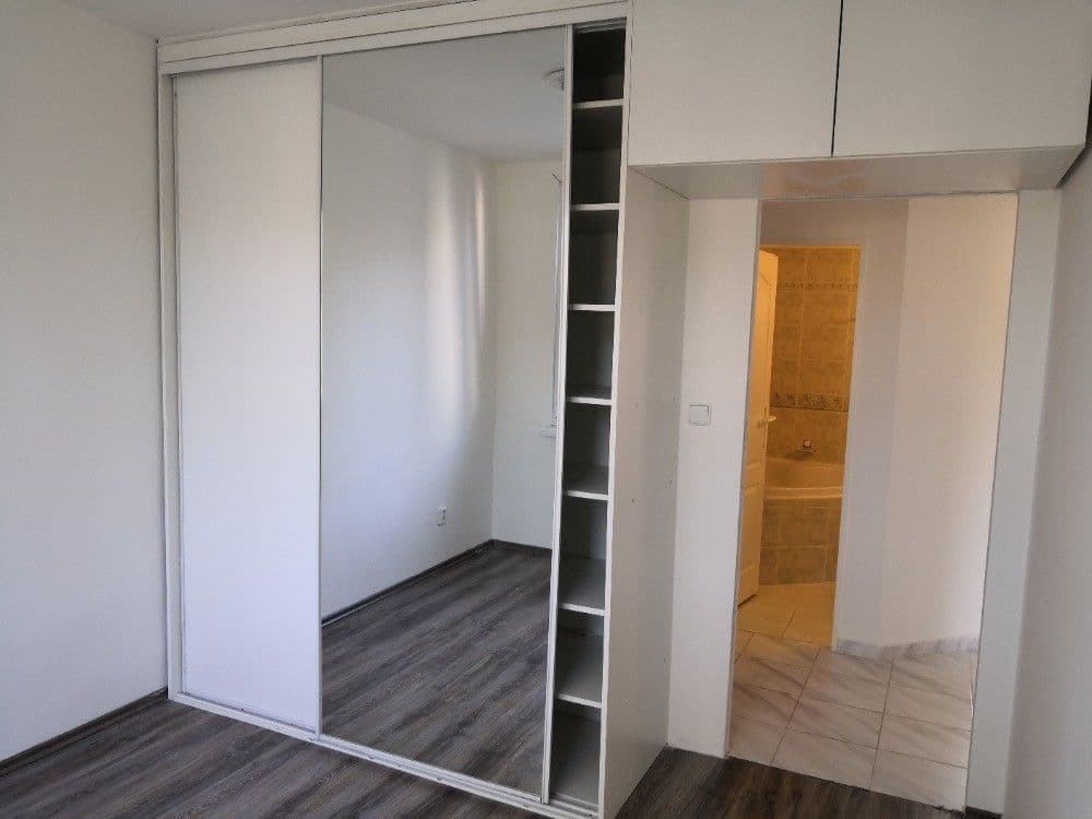 Predaj bytu 3-izbový 69 m², Přátelství, Praha, Praha Predaj bytu 3-izbový 69 m², Přátelství, Praha, Praha