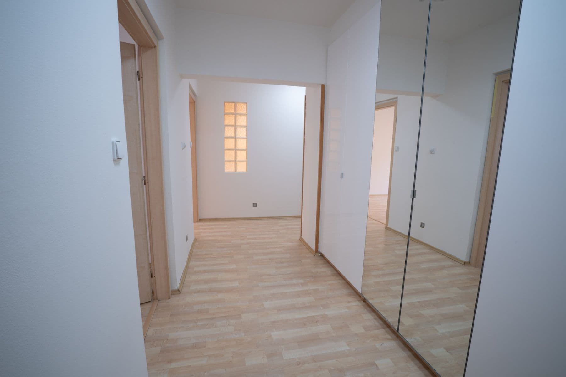 Prenájom bytu 3-izbový 83 m², Milíčova, Ostrava, Moravskoslezský kraj Prenájom bytu 3-izbový 83 m², Milíčova, Ostrava, Moravskoslezský kraj