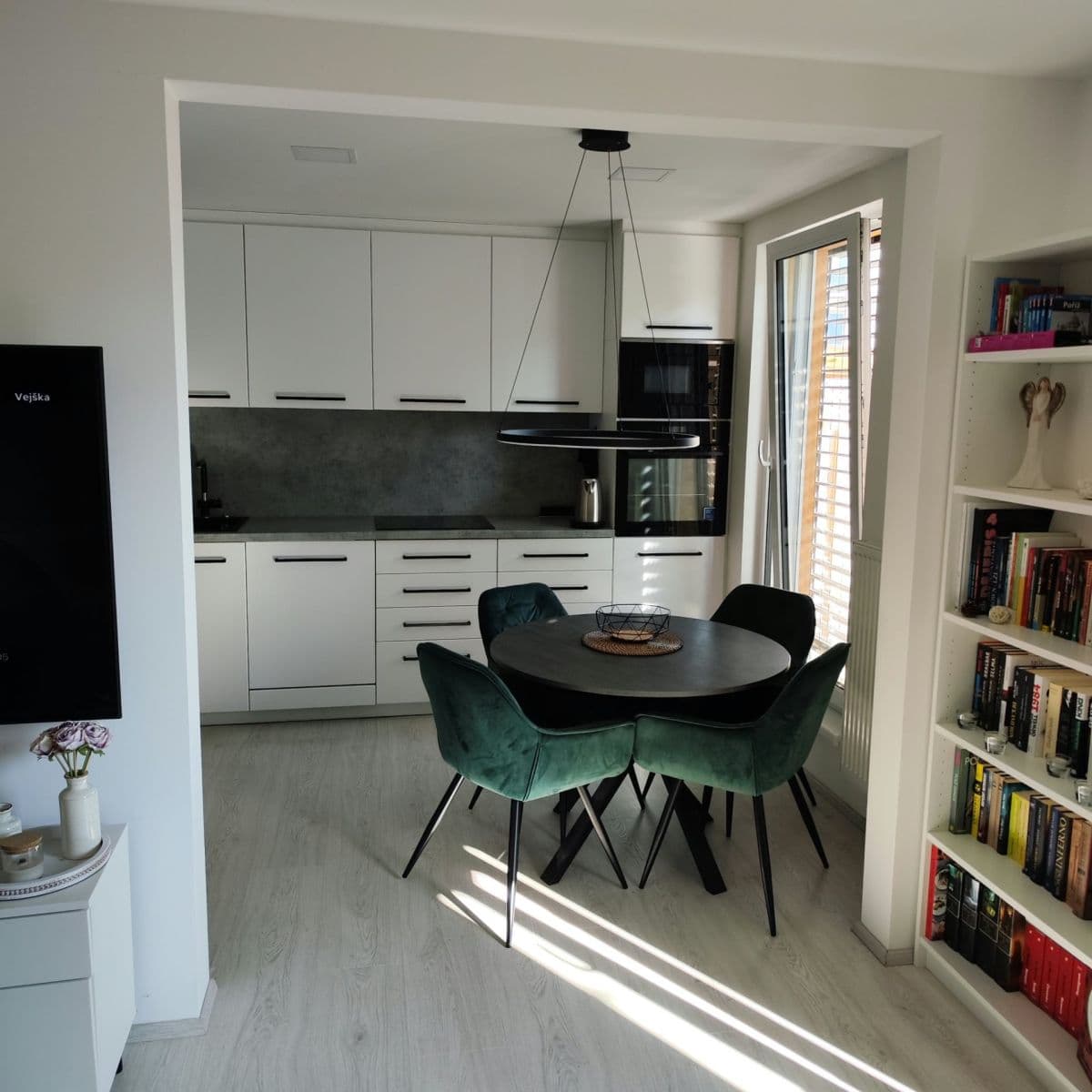 Predaj bytu 2-izbový 54 m², Pražská, Nehvizdy, Středočeský kraj Predaj bytu 2-izbový 54 m², Pražská, Nehvizdy, Středočeský kraj
