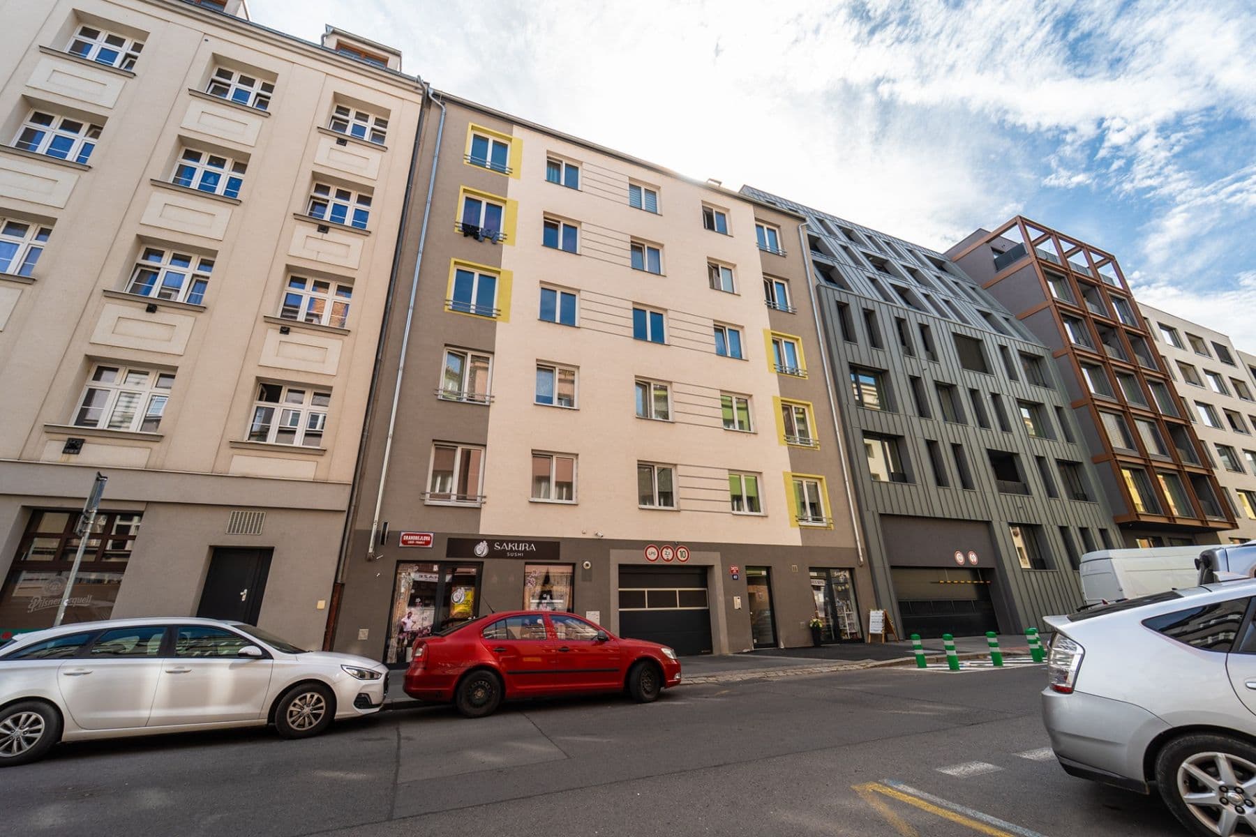 Predaj bytu 3-izbový 136 m², Drahobejlova, Praha, Praha Predaj bytu 3-izbový 136 m², Drahobejlova, Praha, Praha
