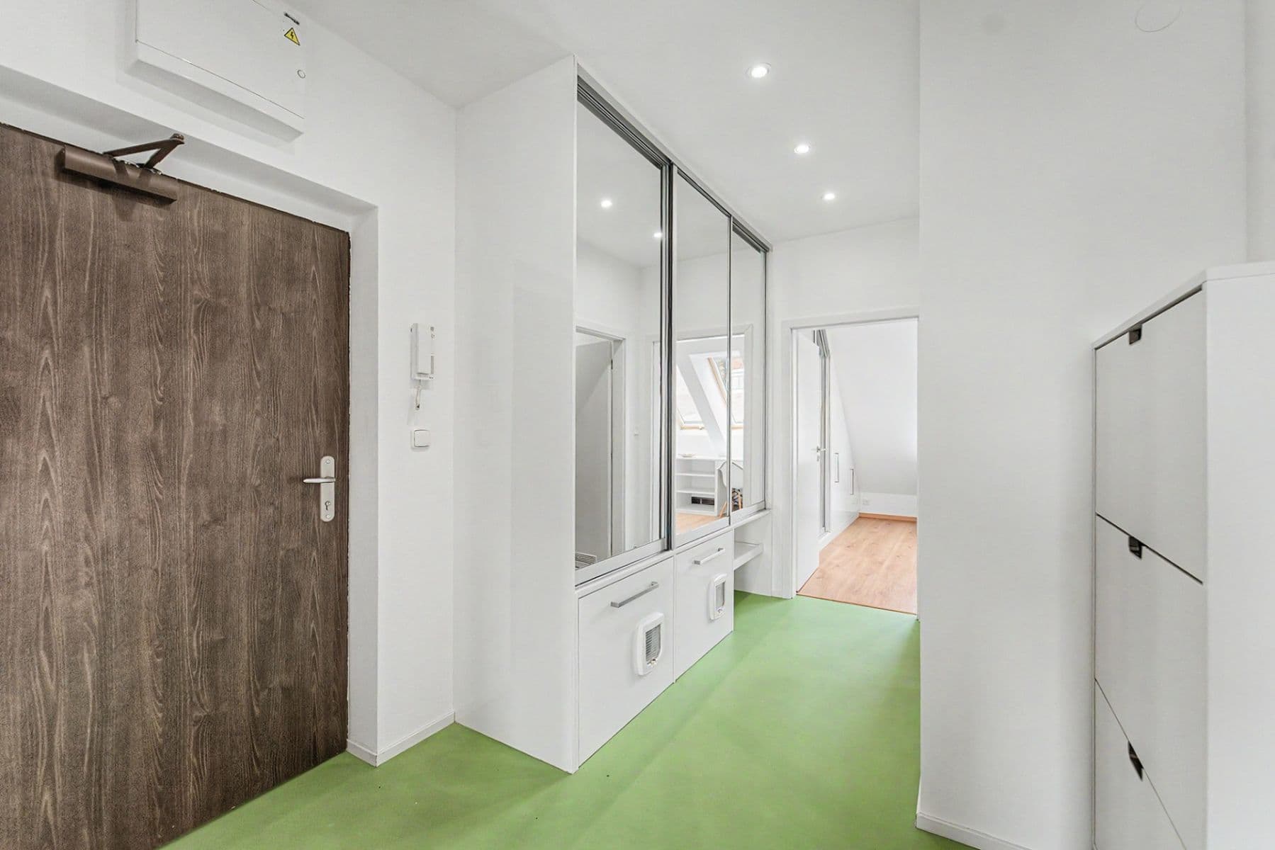 Predaj bytu 3-izbový 136 m², Drahobejlova, Praha, Praha Predaj bytu 3-izbový 136 m², Drahobejlova, Praha, Praha