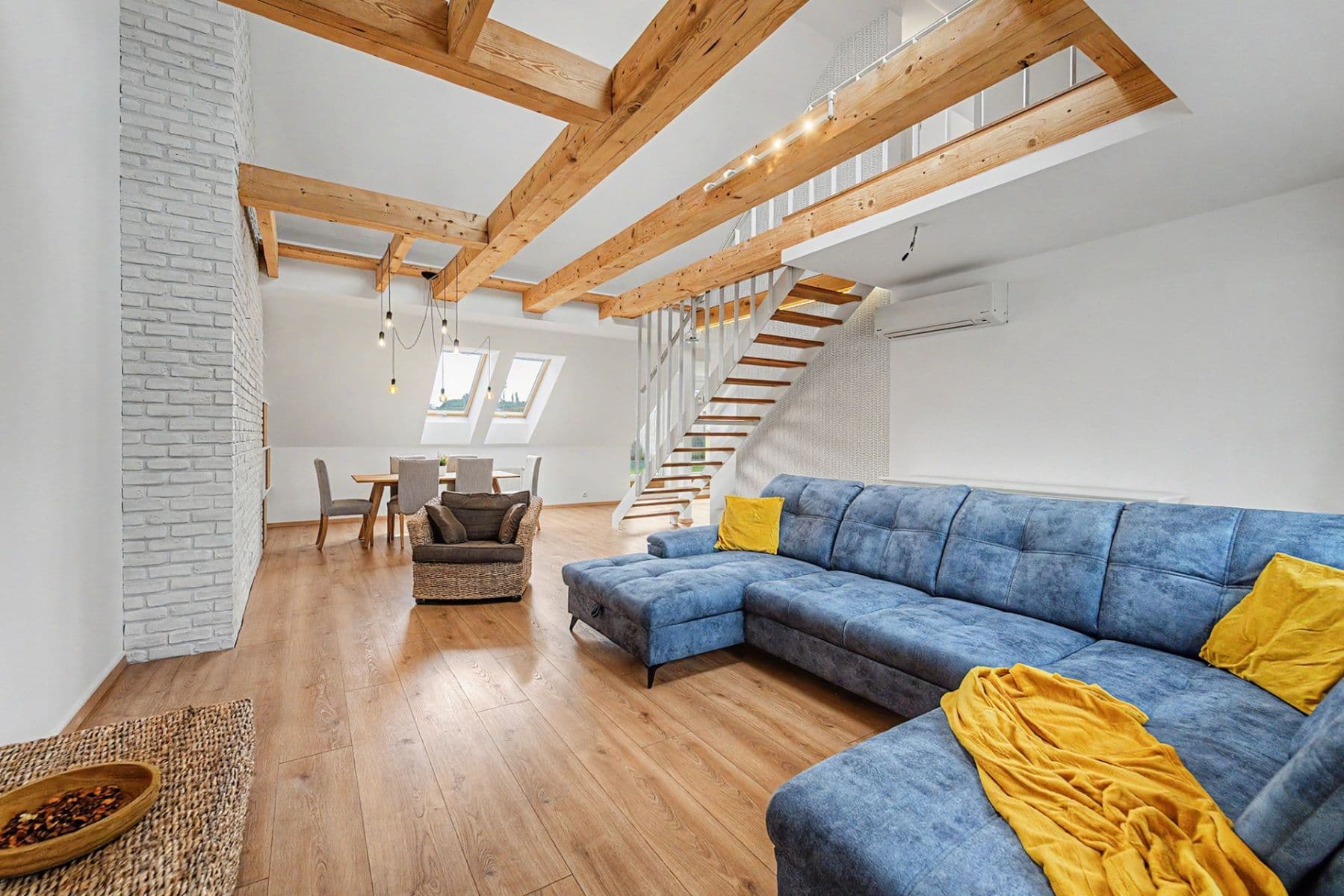Predaj bytu 3-izbový 136 m², Drahobejlova, Praha, Praha Predaj bytu 3-izbový 136 m², Drahobejlova, Praha, Praha