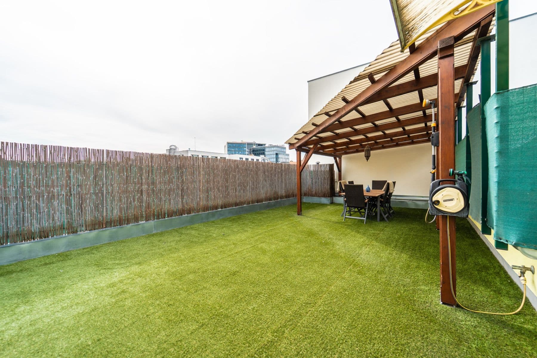 Predaj bytu 3-izbový 136 m², Drahobejlova, Praha, Praha Predaj bytu 3-izbový 136 m², Drahobejlova, Praha, Praha