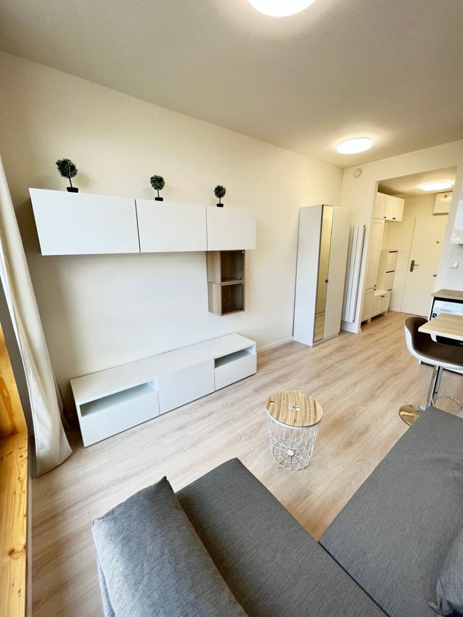 Predaj bytu 1-izbový 19 m², Poděbradská, Praha, Praha Predaj bytu 1-izbový 19 m², Poděbradská, Praha, Praha