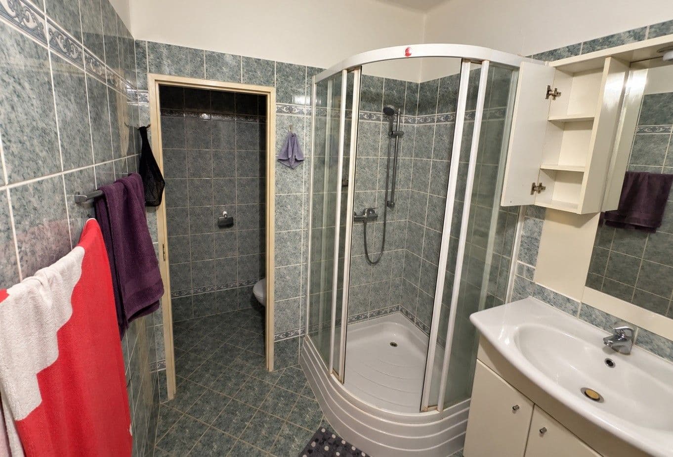 Prenájom bytu 1-izbový 50 m², Pod pramenem, Praha, Praha Prenájom bytu 1-izbový 50 m², Pod pramenem, Praha, Praha