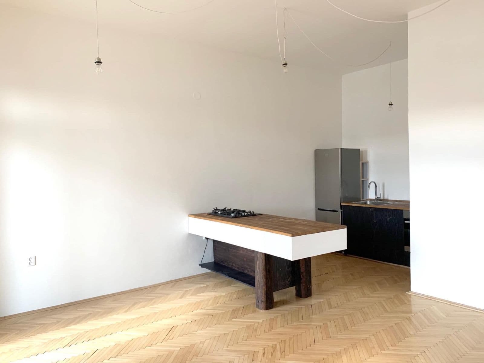 Prenájom bytu 2-izbový 62 m², Domažlická, Brno, Jihomoravský kraj Prenájom bytu 2-izbový 62 m², Domažlická, Brno, Jihomoravský kraj