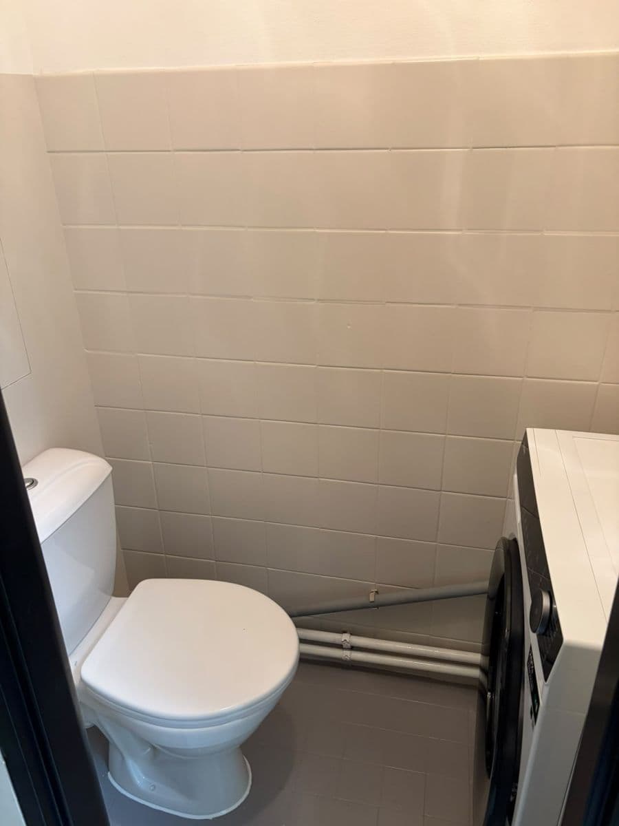 Prenájom bytu 1-izbový 39 m², Klánova, Praha, Praha Prenájom bytu 1-izbový 39 m², Klánova, Praha, Praha