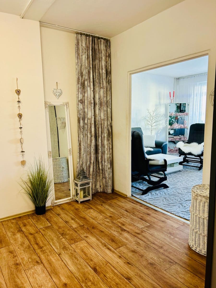 Predaj bytu 3-izbový 73 m², Okružní, Orlová, Moravskoslezský kraj Predaj bytu 3-izbový 73 m², Okružní, Orlová, Moravskoslezský kraj