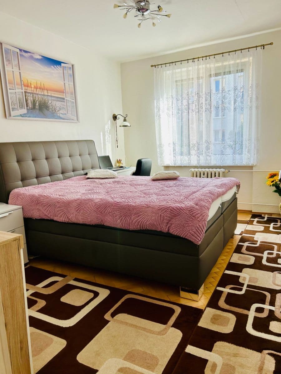 Predaj bytu 3-izbový 73 m², Okružní, Orlová, Moravskoslezský kraj Predaj bytu 3-izbový 73 m², Okružní, Orlová, Moravskoslezský kraj