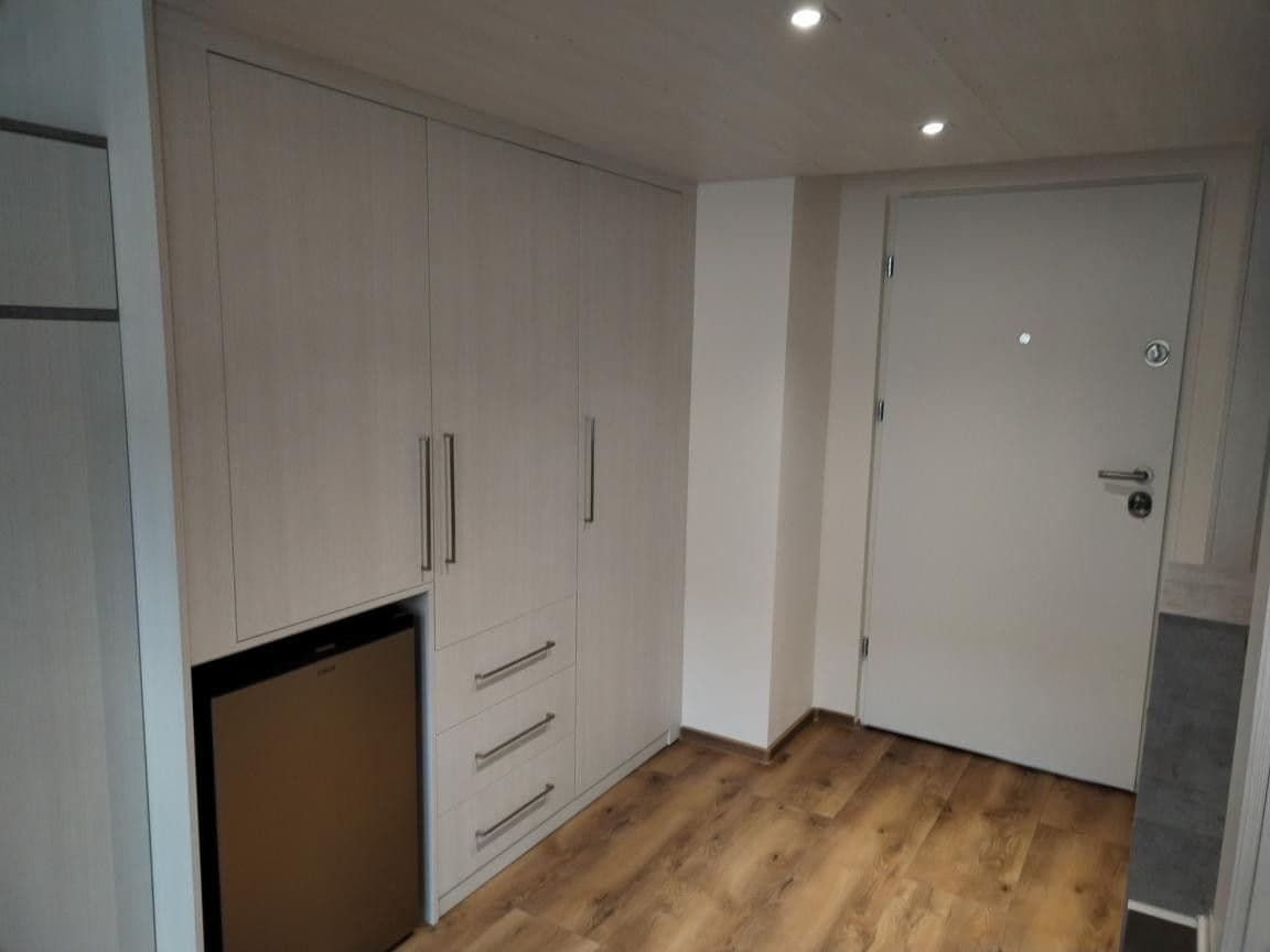 Prenájom bytu 1-izbový 22 m², Milíčova, Praha, Praha Prenájom bytu 1-izbový 22 m², Milíčova, Praha, Praha