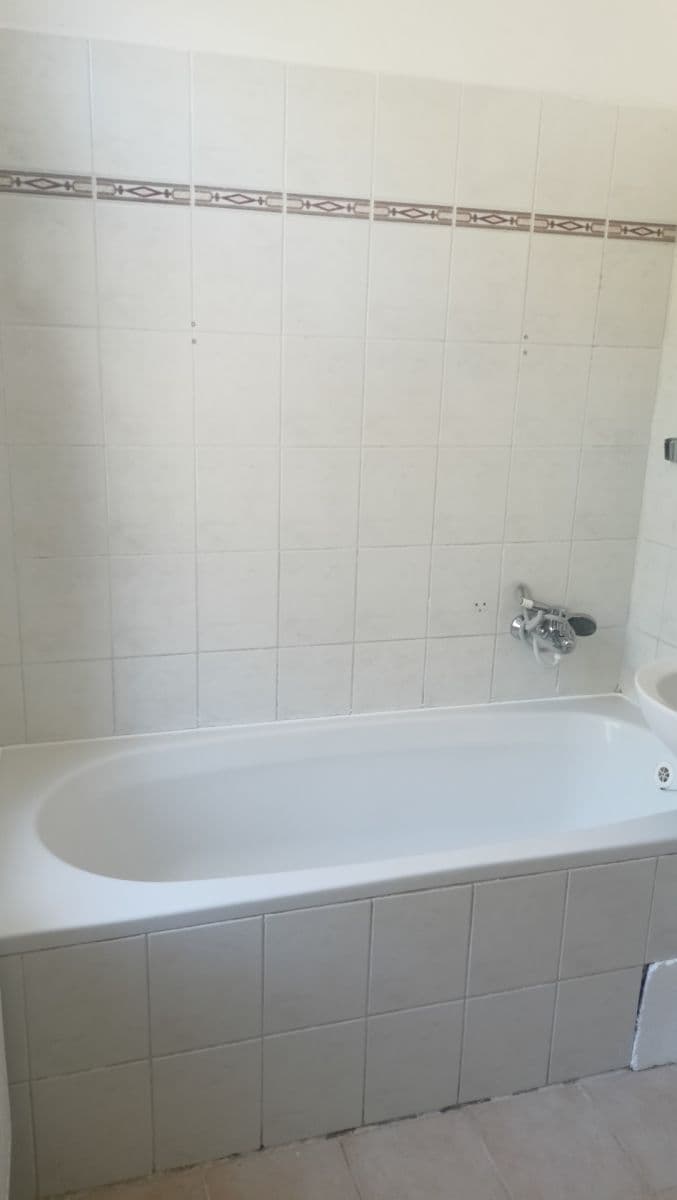 Prenájom bytu 3-izbový 65 m², Osvobození, Adamov, Jihomoravský kraj Prenájom bytu 3-izbový 65 m², Osvobození, Adamov, Jihomoravský kraj