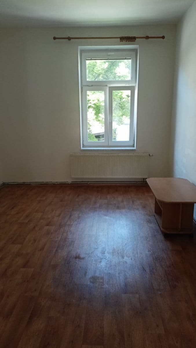 Prenájom bytu 3-izbový 65 m², Osvobození, Adamov, Jihomoravský kraj Prenájom bytu 3-izbový 65 m², Osvobození, Adamov, Jihomoravský kraj